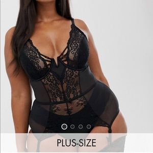 Lace suspender slip
